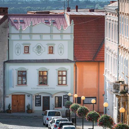 Renesancni Vinarsky Dum V Historickem Centru Znojma Apartment Znojmo Exterior photo