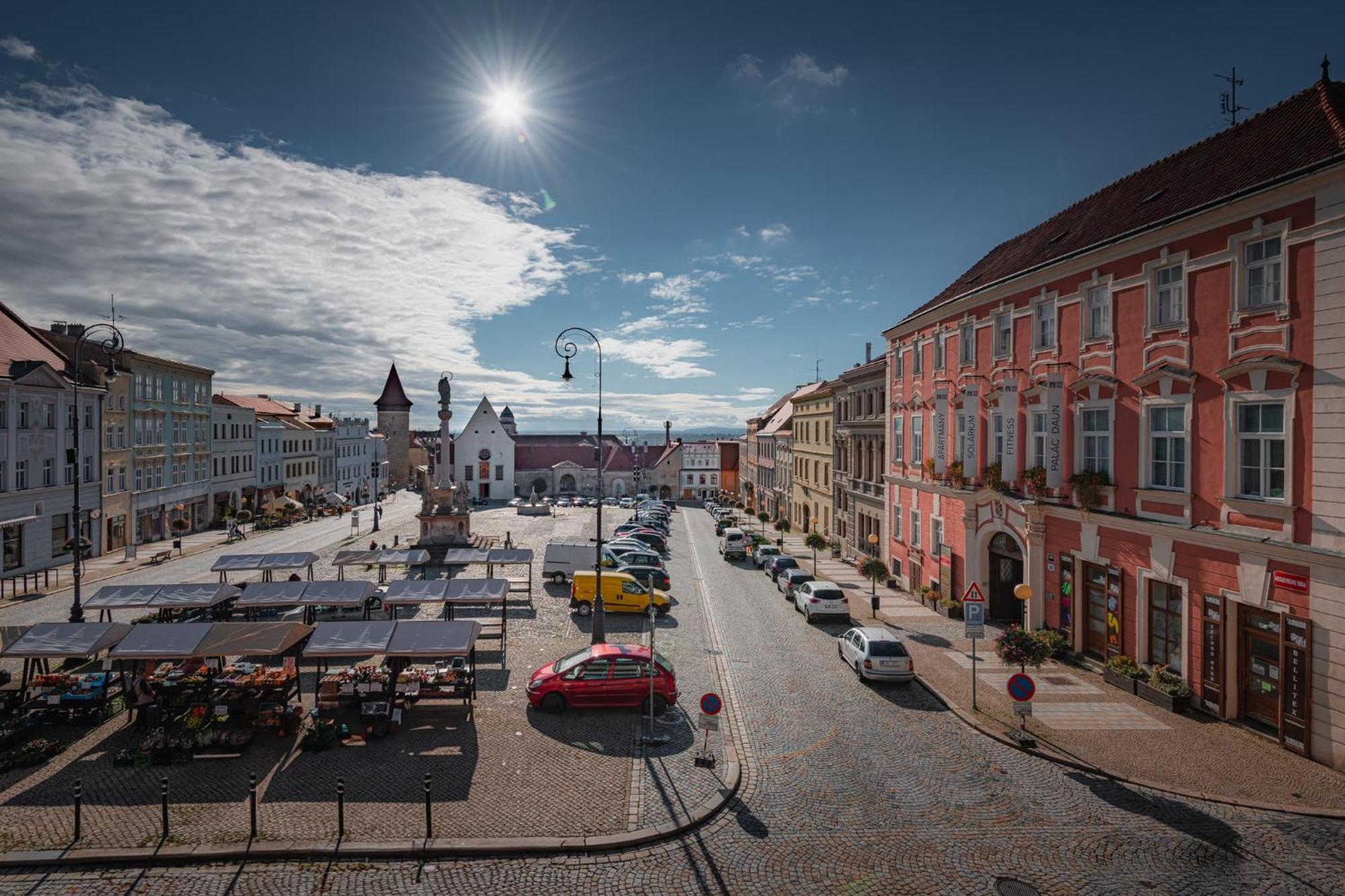 Renesancni Vinarsky Dum V Historickem Centru Znojma Apartment Znojmo Exterior photo